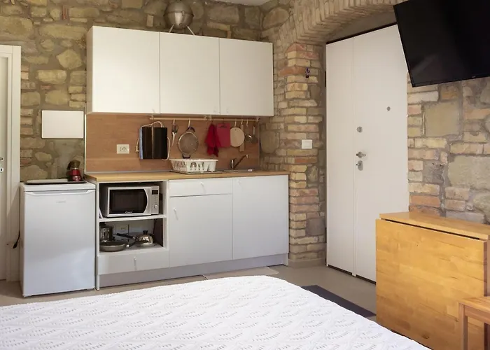 Apartment Le Colline Di Giulia - Mini Casa Ai Piedi Della Collina *